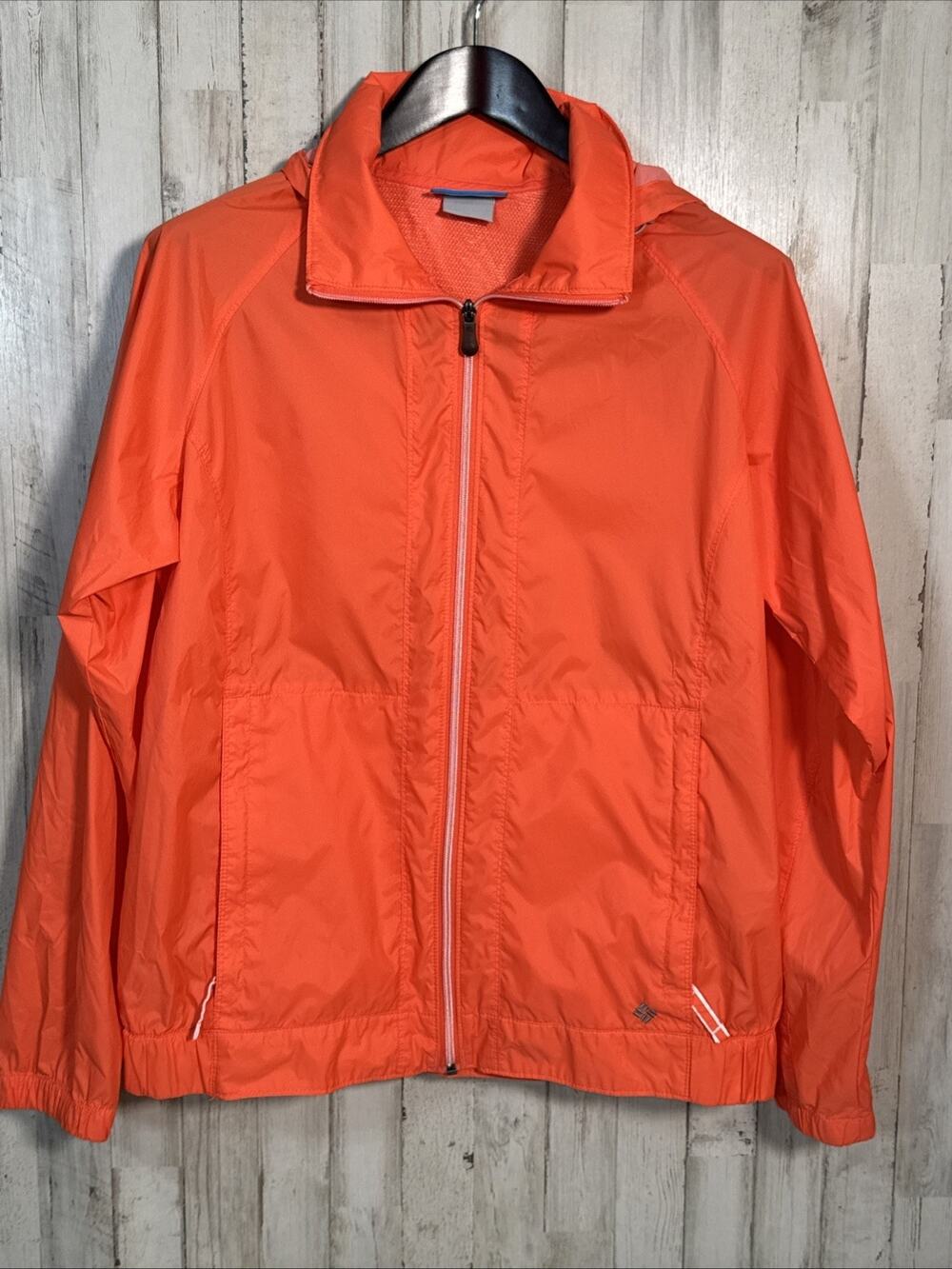 Columbia Sportswear Omni Shield Bright Orange Windbreaker With Hood Large